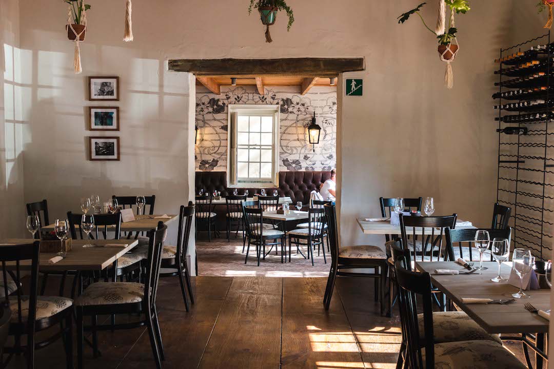 Back's Restaurant and Deli